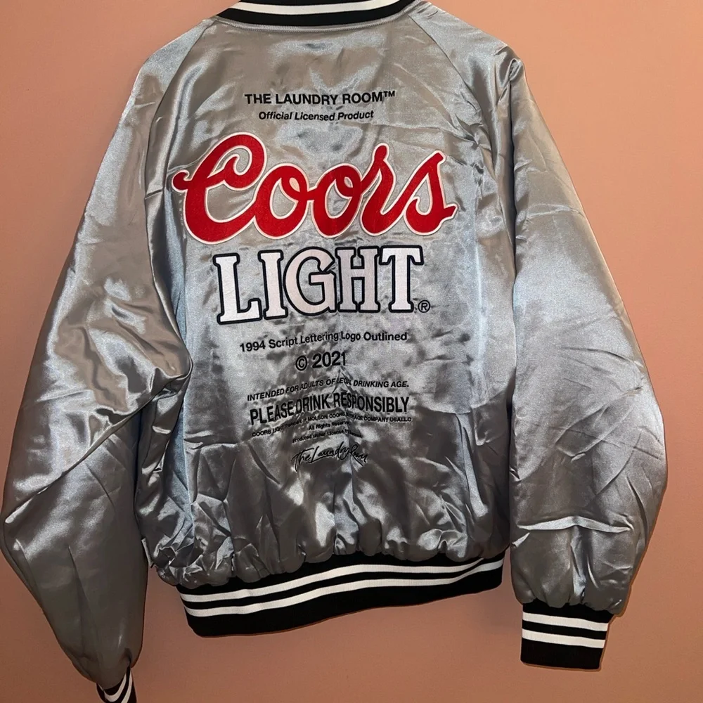 The Laundry Room x Coors Light Retro Silver Satin Bomber Jacket. Unisex. Large. - Picture 5 of 7